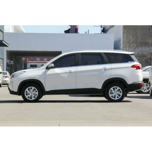1.5 L 2019 Gasoline Automobile Car  Wuling Hongguang S3 Black Color 170 km/h Second Hand Car 5 Doors 7 Seats